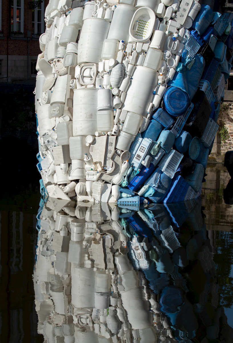 bloomeka_baleine de bruges_studio kca_installation_sculpture_art_pollution plastique_changement climatique_ecologie_marketing responsable_marketing vert_communication verte_gestion de projet_RSE_4